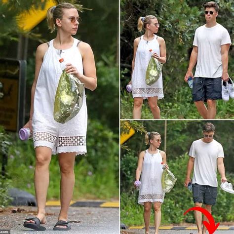 Scarlett Johansson and Colin Jost enjoy the Hamptons